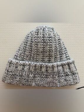100% Wool Knit Beanie